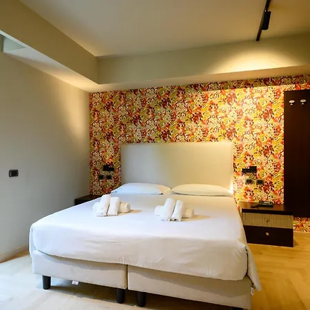 Ristorante San Carlo أرونا