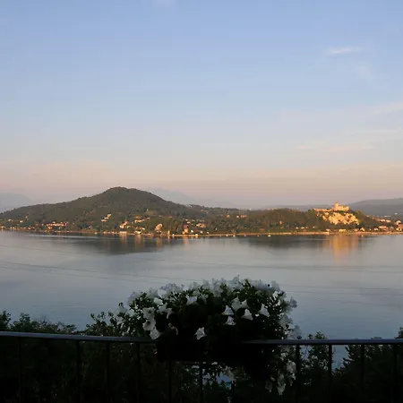 Ristorante San Carlo 호텔 아로나