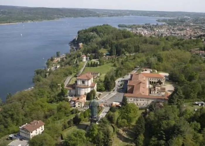 Ristorante San Carlo 3* 아로나