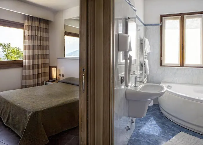 Ristorante San Carlo 아로나